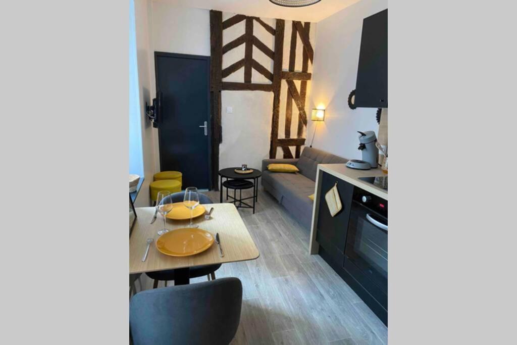 Appartement Centre De Moulins 穆兰 外观 照片